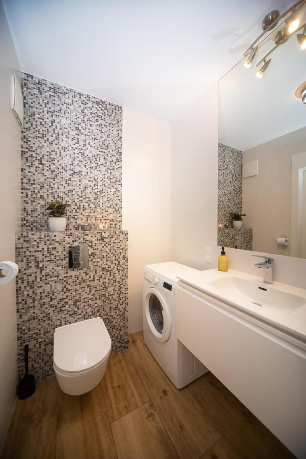 Maya'S Flats & Resorts 74 - Swietej Barbary Gdańsk Eksteriør billede